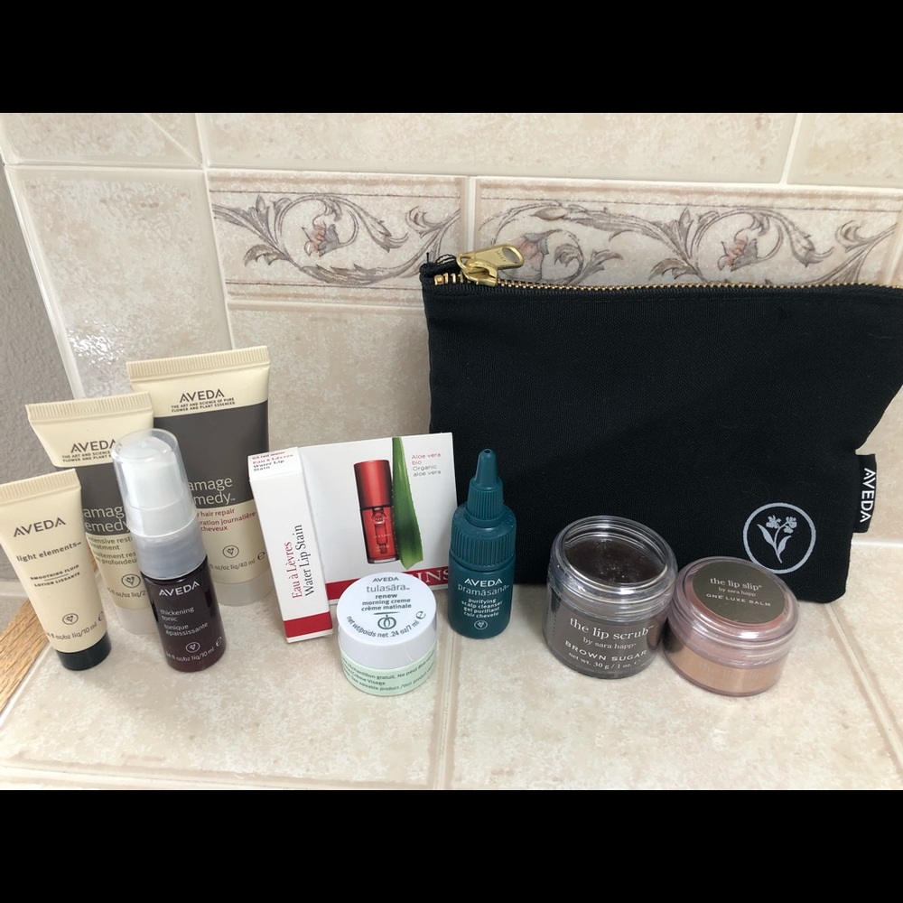 7-Piece Aveda Set with 3 Bonus Items